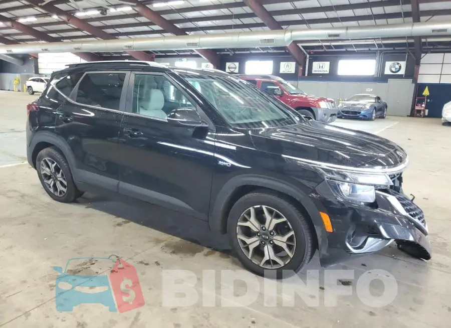 KNDERCAA3M7154848 Photo# 4