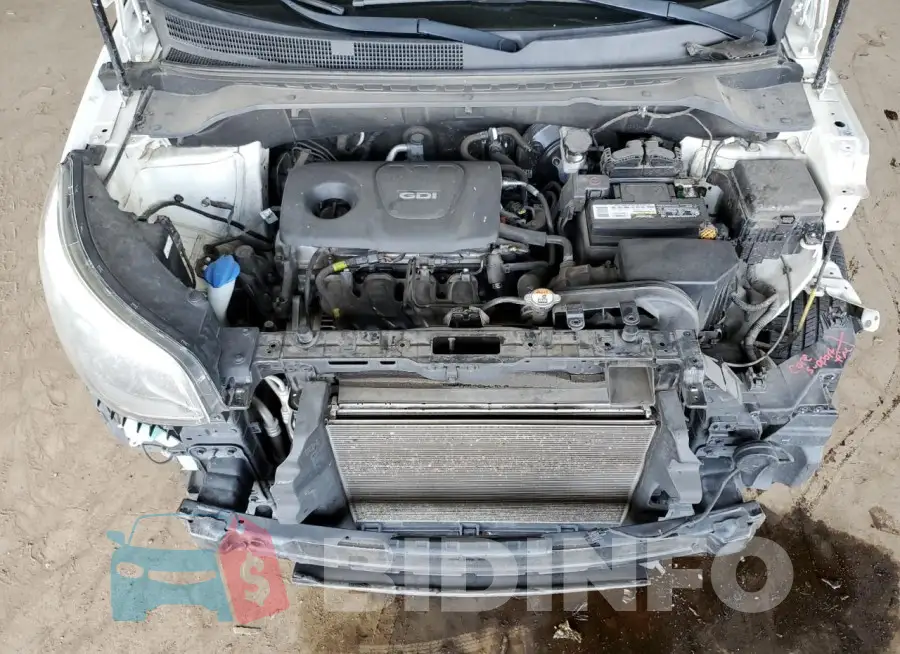 KNDJN2A27H7464181 Photo# 11