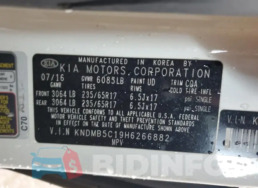 KNDMB5C19H6266882 Photo# 12