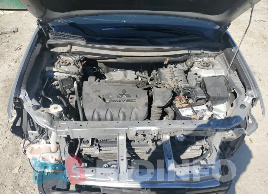 JA4AD2A36JZ055637 Photo# 12