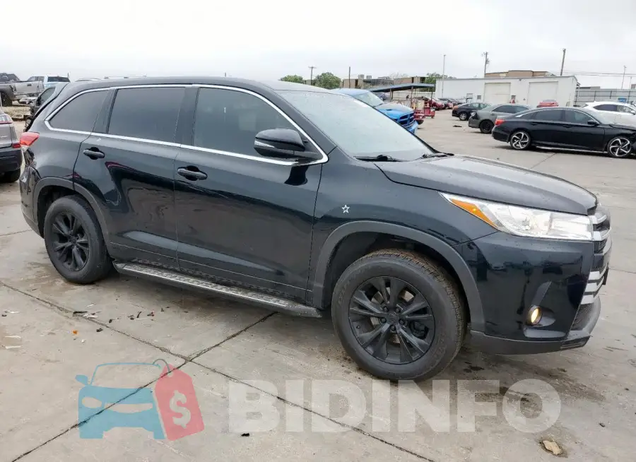 5TDZZRFH7JS275734 Photo# 4