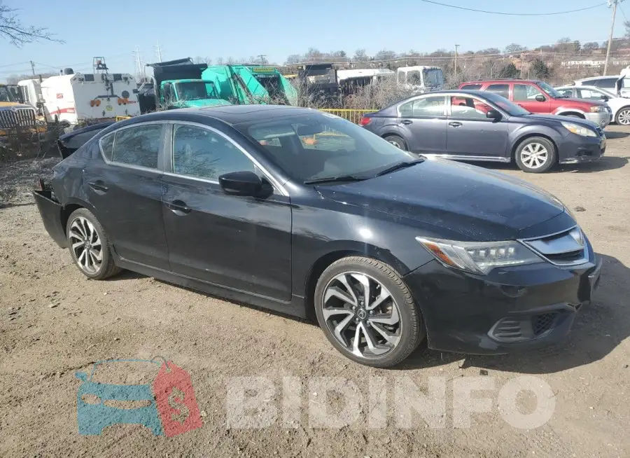 19UDE2F43JA001830 Photo# 4