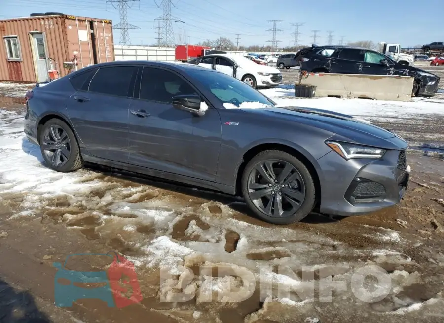 19UUB6F50MA001474 Photo# 4