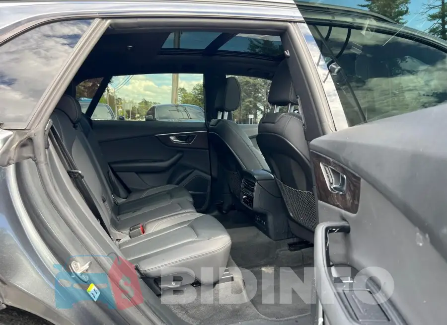 WA1EVAF10KD047192 Photo# 6
