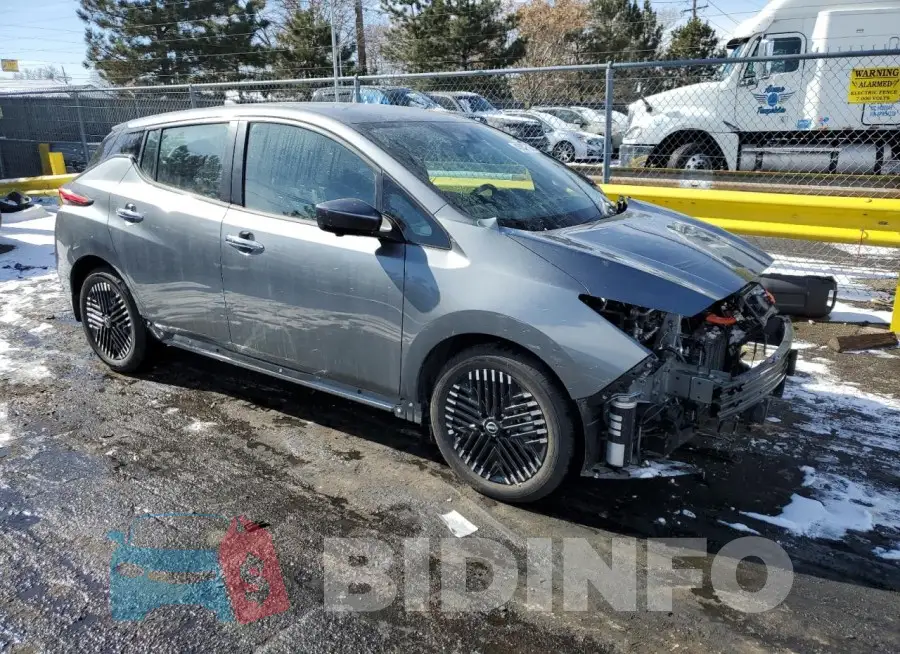 1N4CZ1CV1SC557488 Photo# 4