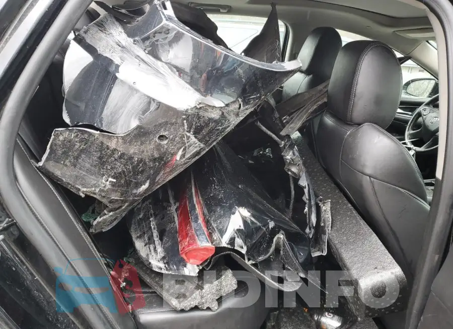 1G4ZR5SS0KU127234 Photo# 10