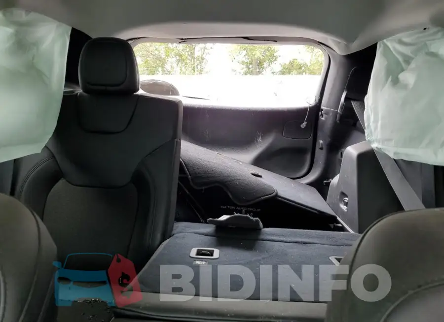 1C4PJMLB1MD240155 Photo# 10