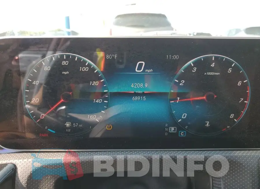 WDD3G4EB4KW013687 Photo# 9