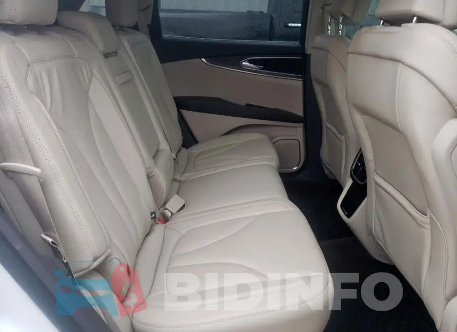 2LMTJ6KR8GBL47724 Photo# 10