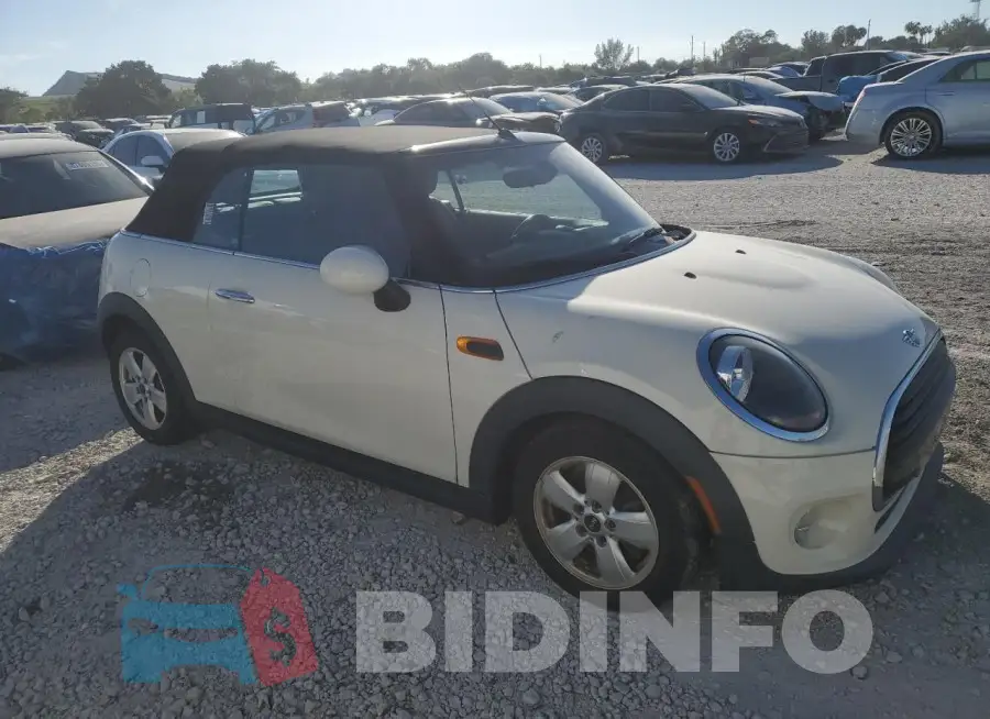 WMWWG5C59K3D01832 Photo# 4