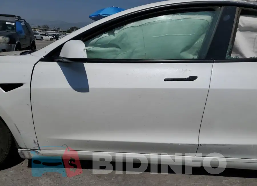 5YJ3E1EBXNF211018 Photo# 7