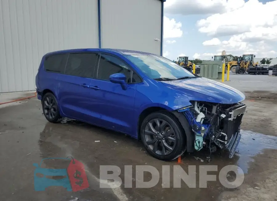 2C4RC1FG4LR111119 Photo# 4