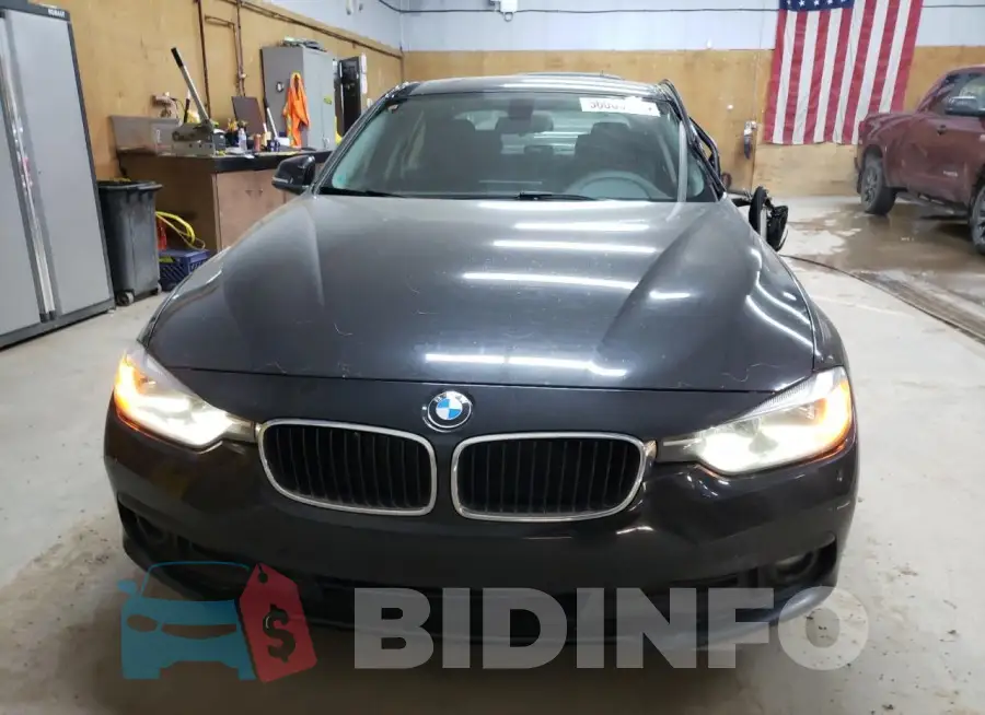 WBA8A3C58GK689970 Photo# 5