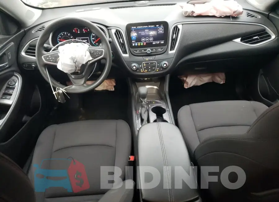 1G1ZD5ST0PF135107 Photo# 8