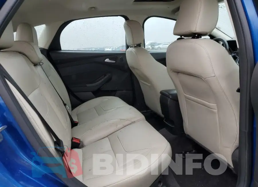 1FADP3N29JL250092 Photo# 10