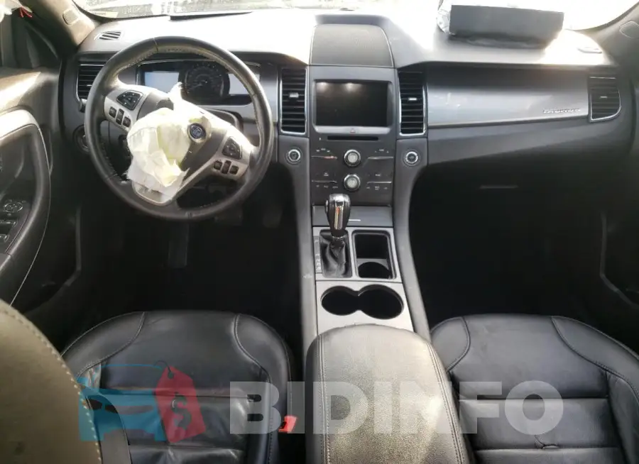 1FAHP2E87JG143180 Photo# 8