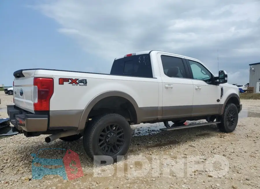 1FT7W2B65JEB50362 Photo# 3