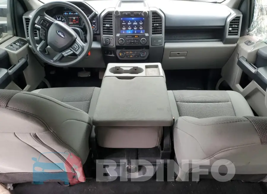 1FT7W2B6XNEG40026 Photo# 8