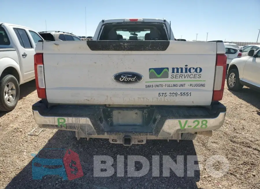 1FT7W2BT2JEC41000 Photo# 6