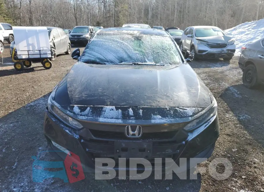 1HGCV2F39KA802458 Photo# 5