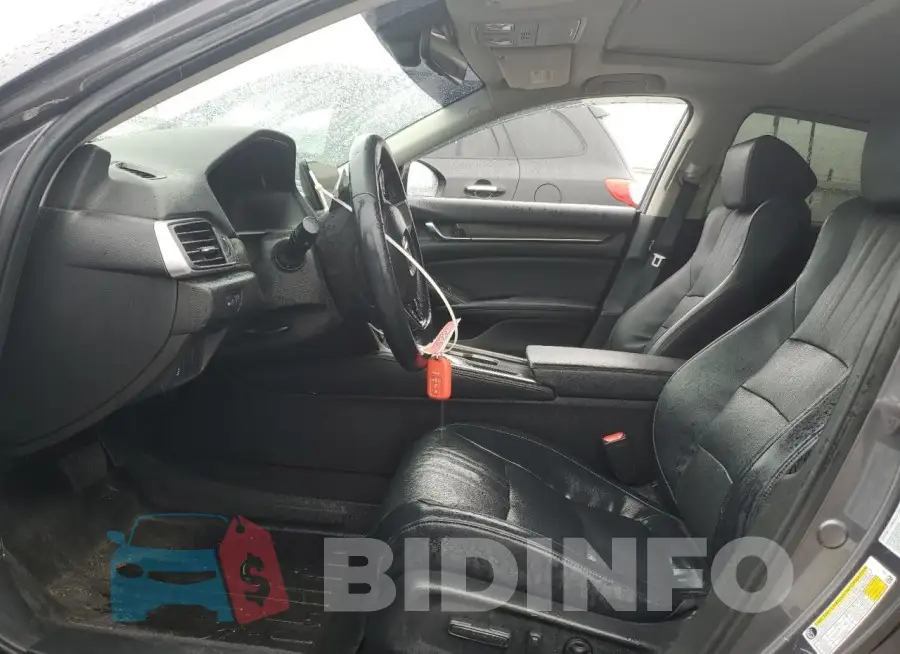 1HGCV2F62JA040762 Photo# 7