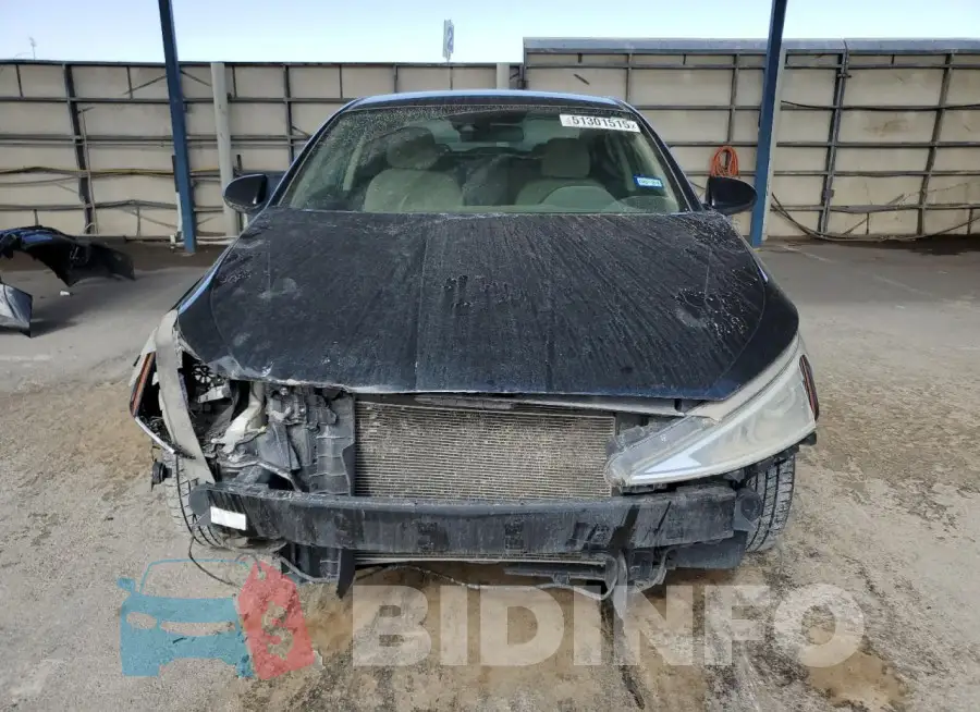 5NPD84LFXLH502202 Photo# 5