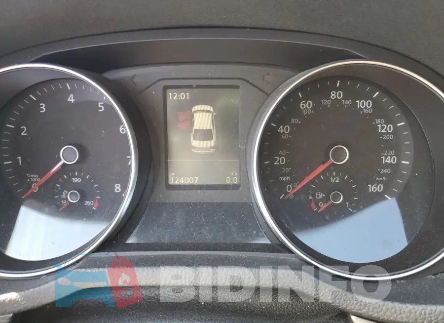 1VWGT7A37HC039070 Photo# 9