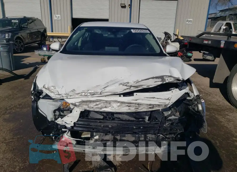3N1AB8CV4RY273663 Photo# 5