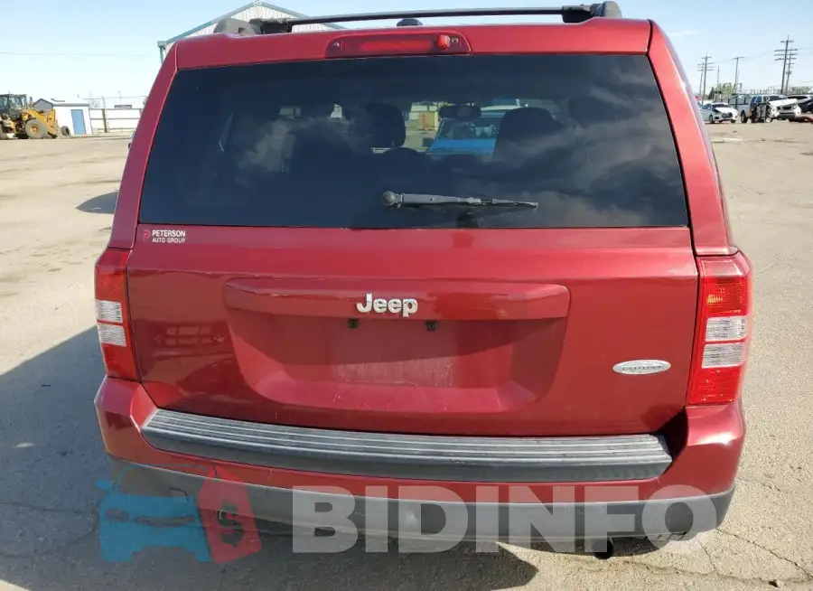 1C4NJPFB4HD182889 Photo# 6