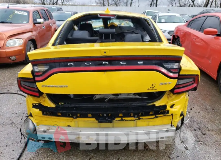 2C3CDXHG1JH157338 Photo# 6