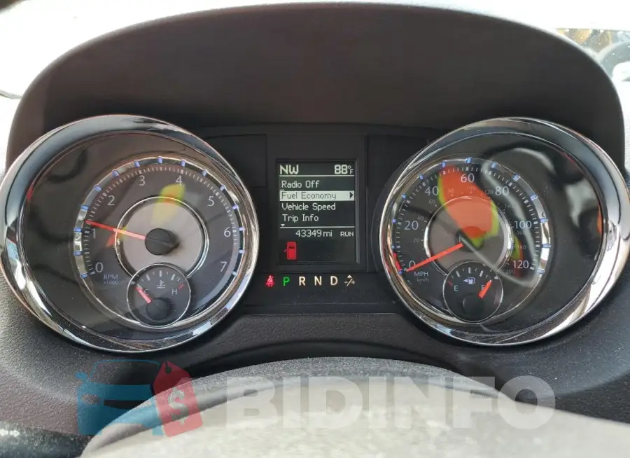 2C4RC1BG4GR232146 Photo# 9