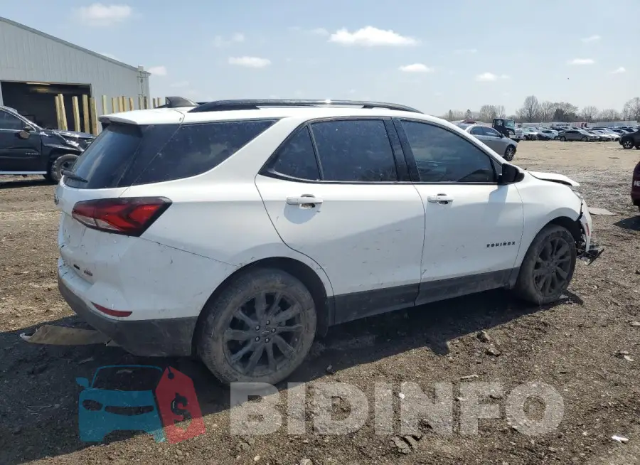2GNAXWEV5N6133673 Photo# 3