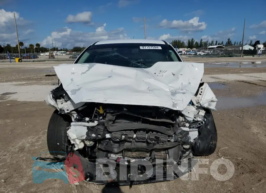 1FADP3F21GL228918 Photo# 5