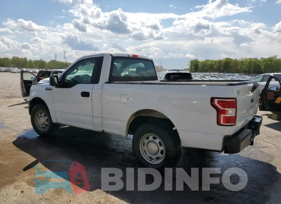 1FTMF1CB0JFA76819 Photo# 2