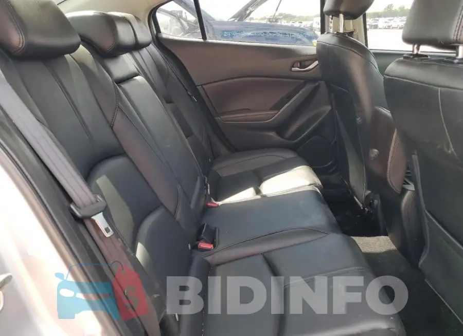 3MZBN1V33JM161893 Photo# 10