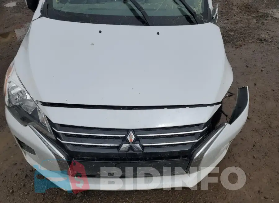 ML32AUHJ7NH004214 Photo# 11