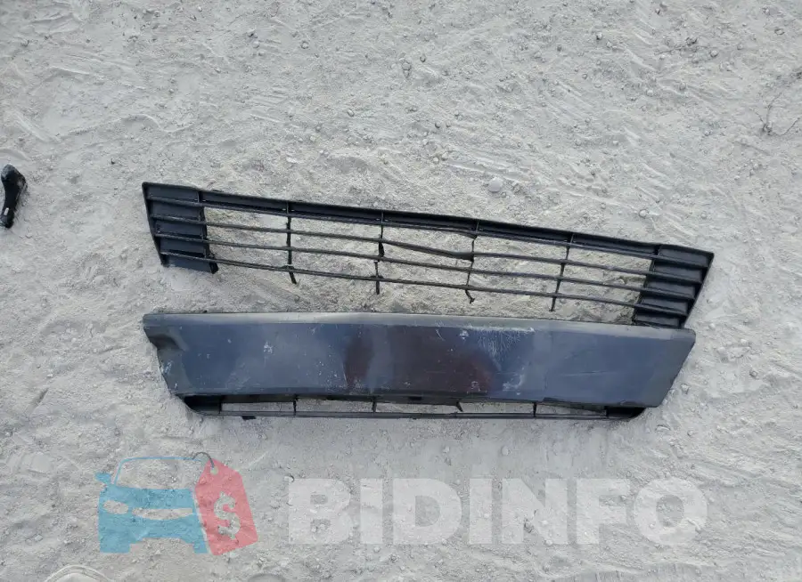 2T1BURHE2GC676676 Photo# 12