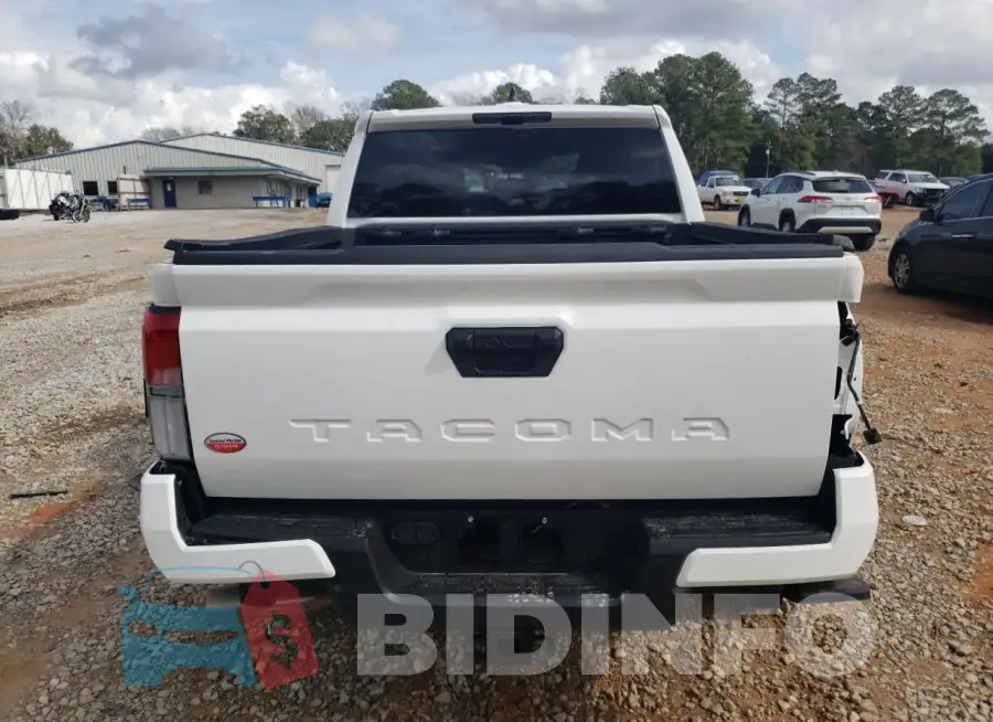 3TMKB5FN8SM026011 Photo# 6