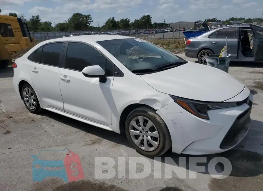 5YFB4MDE9RP119582 Photo# 4