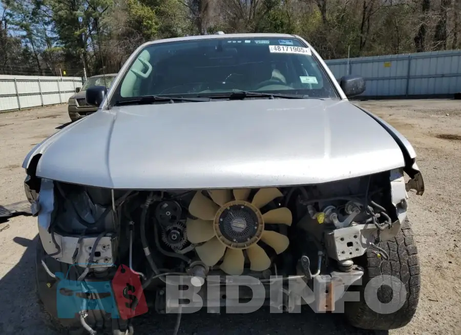 1N6AD0EV0JN711616 Photo# 5