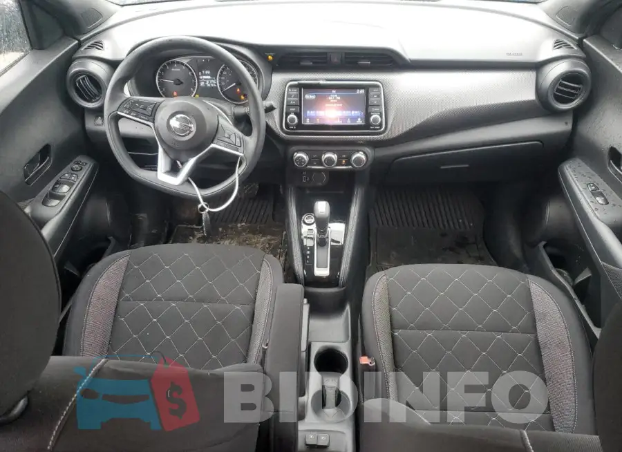 3N1CP5CU3KL483237 Photo# 8