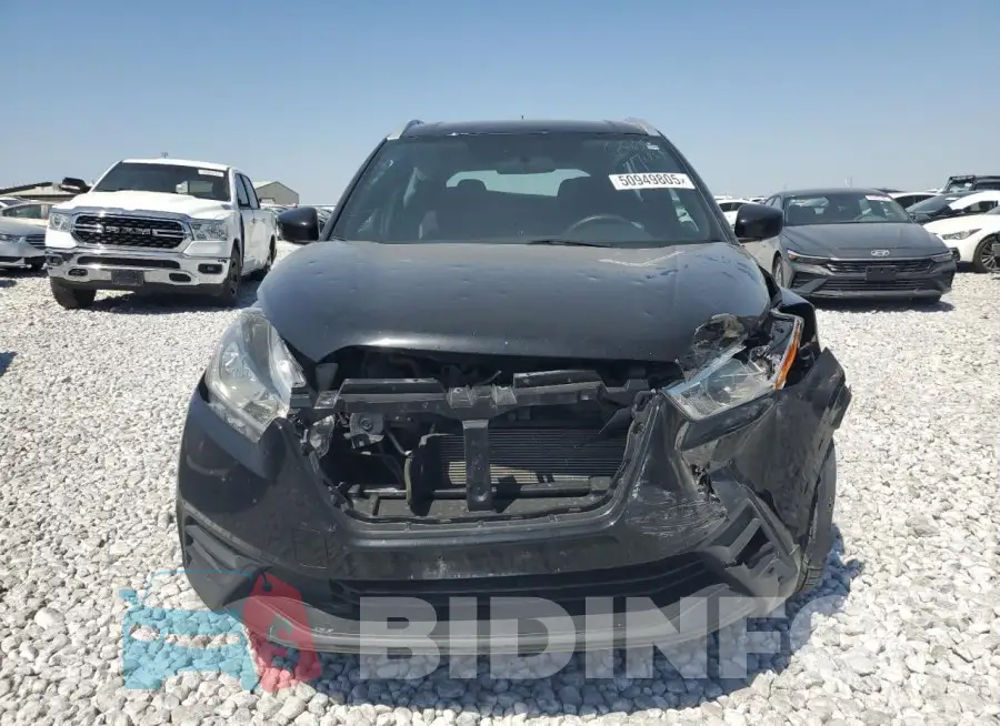 3N1CP5CU9JL539972 Photo# 5