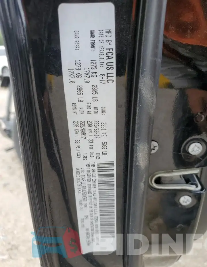 1C4PJLLB0JD510563 Photo# 14