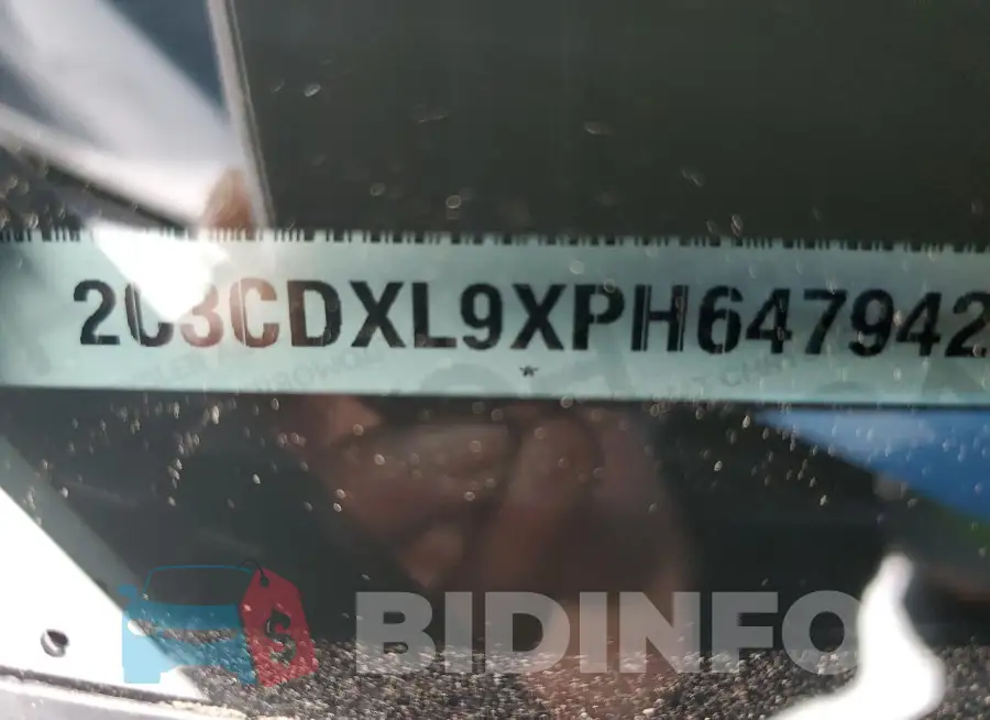 2C3CDXL9XPH647942 Photo# 12