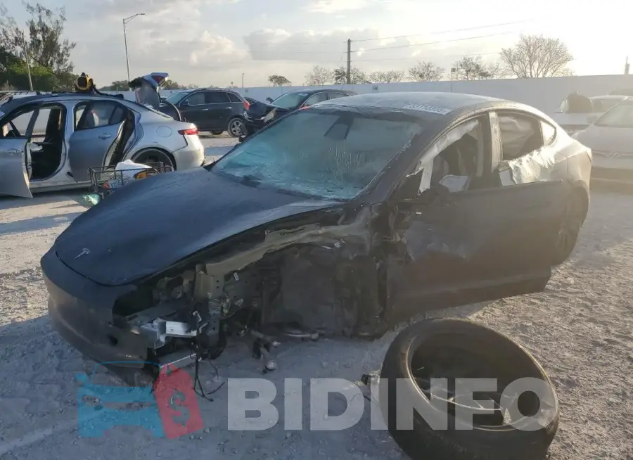 5YJ3E1EA7RF757613 Photo# 1