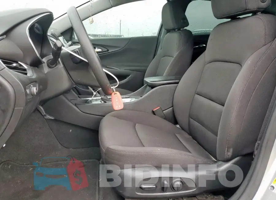 1G1ZD5ST3LF094384 Photo# 7