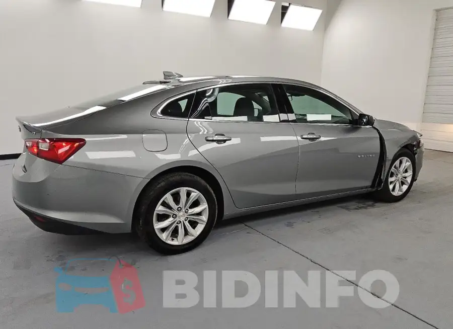1G1ZD5ST8PF163608 Photo# 3