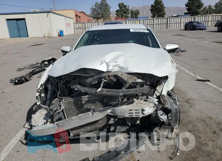 19XFC2F60KE008439 Photo# 5