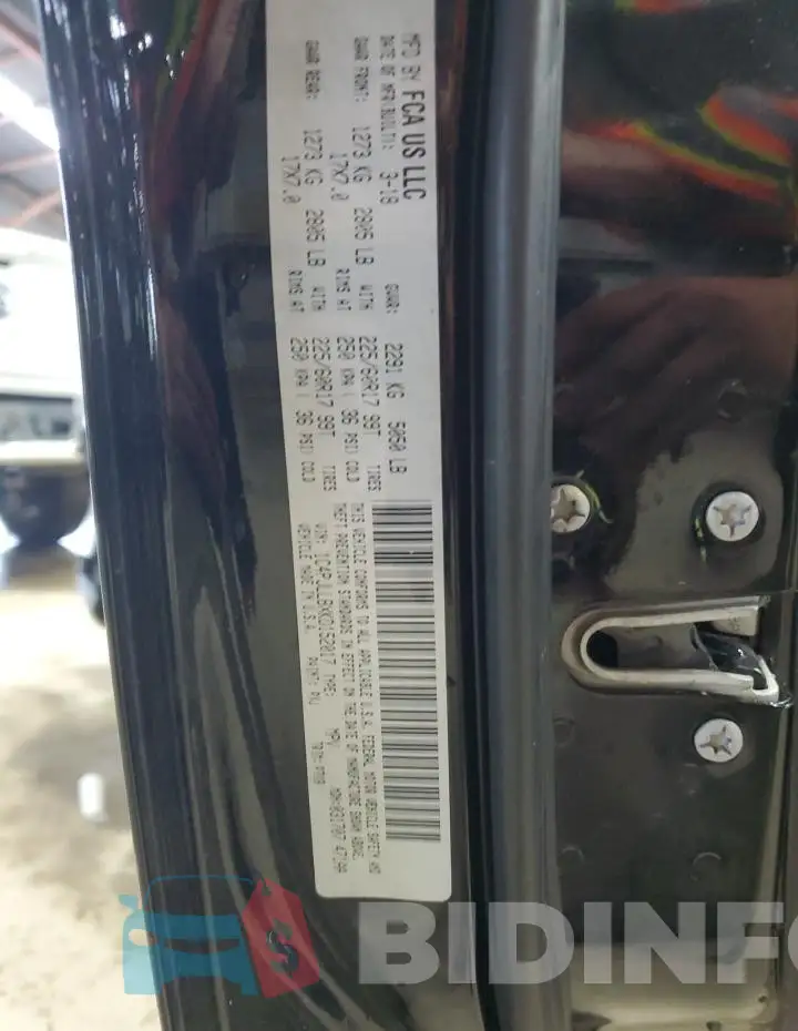 1C4PJLLBXKD152017 Photo# 12