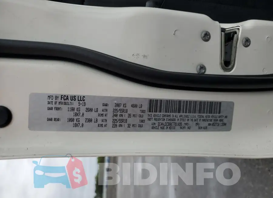 3C4NJDCB8KT791035 Photo# 13